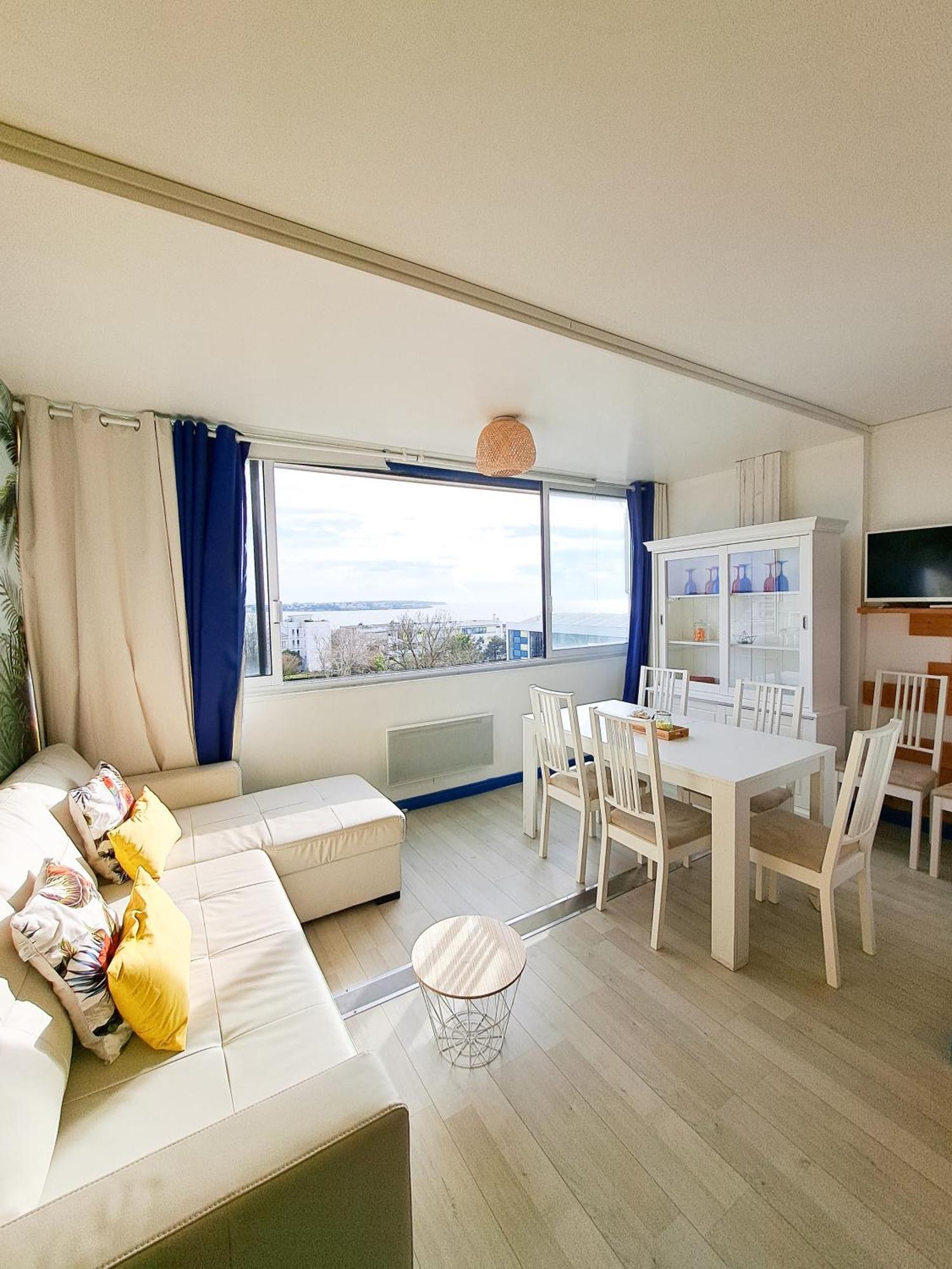 L'Escale - Vue Mer, Plage, Centre Ville, Ideal Pour Couple Royan Exterior photo